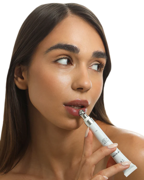 Блеск для губ с ароматом жженого сахара UNICO LIP GLOSS CRUSH 12 мл - Фото 6 Блеск для губ с ароматом жженого сахара UNICO LIP GLOSS CRUSH 12 мл - изображение 6