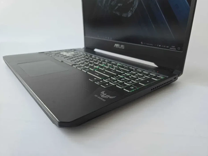 Ноутбук Asus TUF Gaming FX505 R7 3750H/RTX 2060/RAM 16GB/SSD 256+1TB Б\В - Б/В - зображення 3