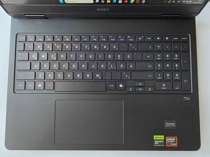 Ноутбук HP Omen 16 (2025) R9 8940HX/RTX 5070/RAM 16GB/SSD 1TB/2K 144Hz Б\В - Уценка - Фото 4 Ноутбук HP Omen 16 (2025) R9 8940HX/RTX 5070/RAM 16GB/SSD 1TB/2K 144Hz Б\В - Уценка - изображение 4