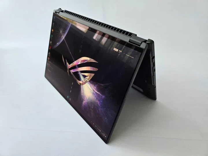 Ноутбук Asus ROG Flow X16 R9 6900HS/RTX 3070TI/RAM 32GB/SSD 1TB/QHD 165Hz Б\В - Б/У - изображение 5