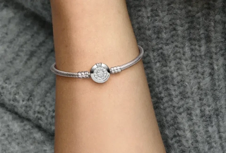 Серебряный браслет Pandora «Сияющая корона O» Серебряный браслет Пандора Корона 599046C01 20 - изображение 6