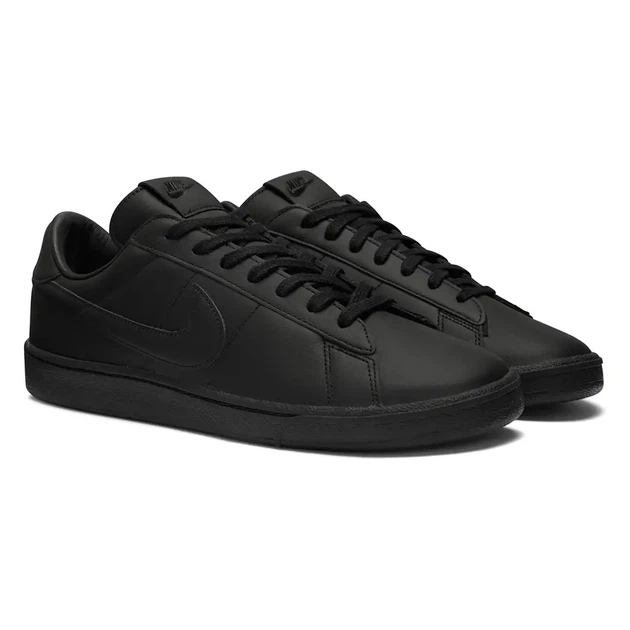 Чорні шкіряні кросівки Comme des Garçons x Tennis Classic Black FN2249-001 чоловічі кежуал Розмір 49.5 - Фото 1 Чорні шкіряні кросівки Comme des Garçons x Tennis Classic Black FN2249-001 чоловічі кежуал Розмір 49.5 - зображення 1