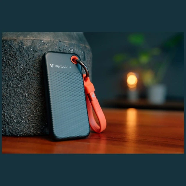 Dysk SSD Verbatim Pocket SSD 256GB USB-C 3.2 Gen 2 Type-C Black-Red (23942324171) - Zdjęcie 7 Dysk SSD Verbatim Pocket SSD 256GB USB-C 3.2 Gen 2 Type-C Black-Red (23942324171) - obraz 7