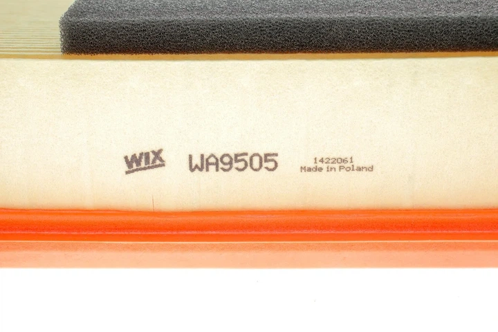 Повітряний фільтр WIX FILTERS WA9505 Volvo S60, XC70, V70, XC90 30636833, 8560 - изображение 3
