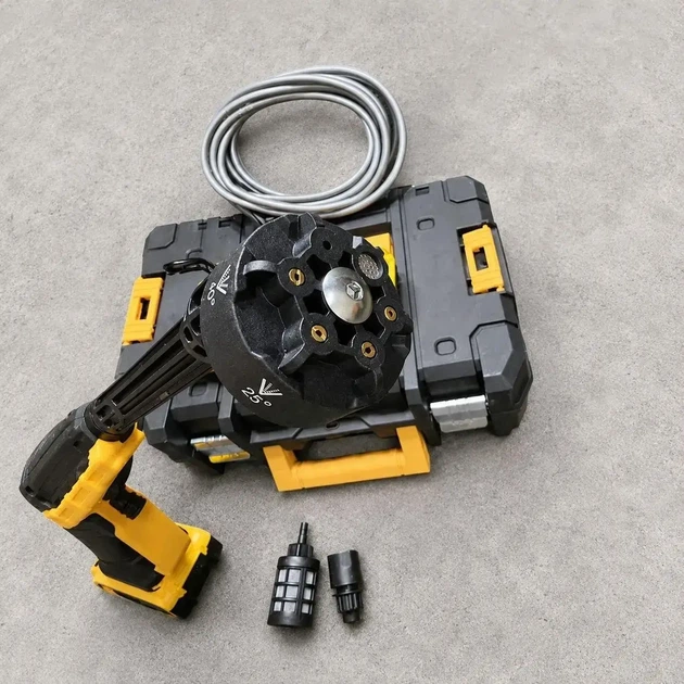 Мойка высокого давления аккумуляторная Krafftec Germany PRO 48V 8Ah 45 бар бесщеточная портативная с 2 АКБ и насадками - изображение 6