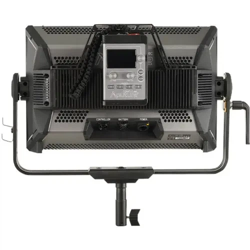 Светодиодная панель Aputure Nova P300c - изображение 2