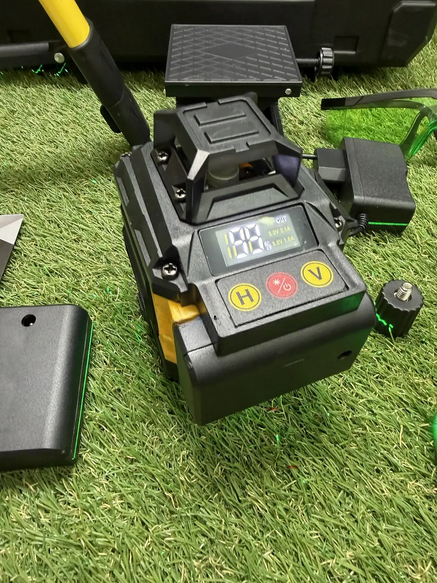 Лазерный нивелир Krafftec PRO DCLE34031 3D-4D 16 линий зеленый луч 3.7V 5Ah - изображение 8