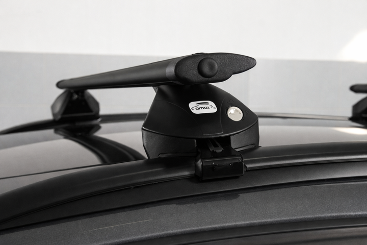 Багажник на інтегровані рейлінги для Toyota Auris Mk Ii; Kombi 2013-2018 Amos Boss Wind Black 1.2 Сріблястий - зображення 3