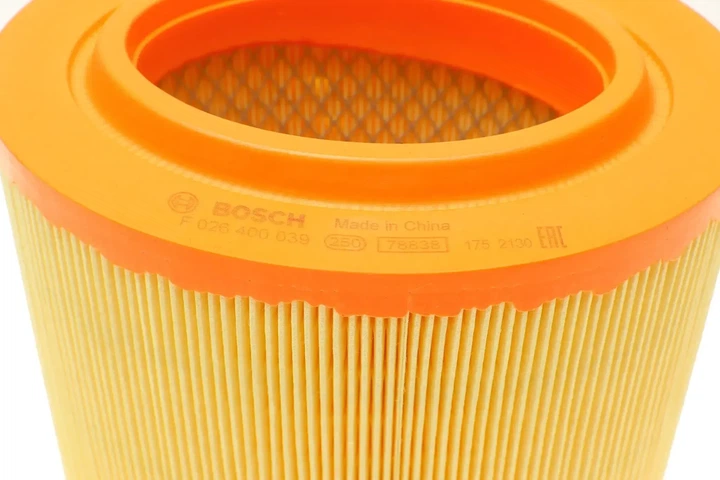 Повітряний фільтр BOSCH F026400039 Alfa Romeo 159, Spider 55183562 - изображение 4