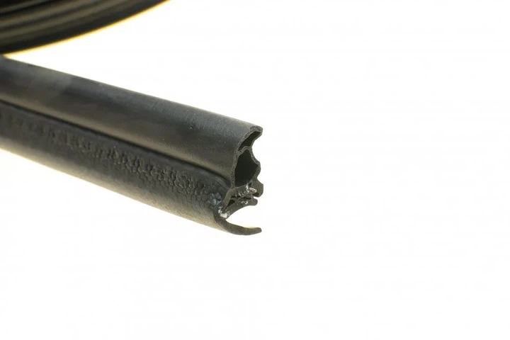 Ущільнювач зсувних дверей AUTOTECHTEILE 100 6924 AUTOTECHTEILE 100 6924 Mercedes Sprinter 9066973698, 9066975098 9066975698 - зображення 3