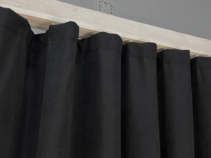 Комплект коротких штор VR-Textil Мікровелюр Petek YL № 2017ш Чорний 140х170 см 2 шт (35-0434) - зображення 8