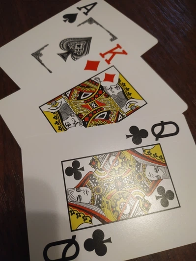 Карты игральные покерные пластиковые Duke Poker Club 54 листа 87x62 мм Синие (DN26238BL) - Фото 6 Карты игральные покерные пластиковые Duke Poker Club 54 листа 87x62 мм Синие (DN26238BL) - изображение 6