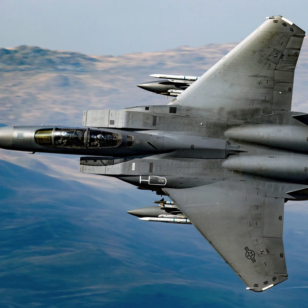Интерьерная картина Истребитель F-15 Eagle, военная авиация, 28×42 см (id6647) - изображение 3