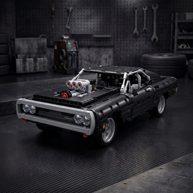 Конструктор Technic Dom's Dodge Charger, 1077 деталей - зображення 5