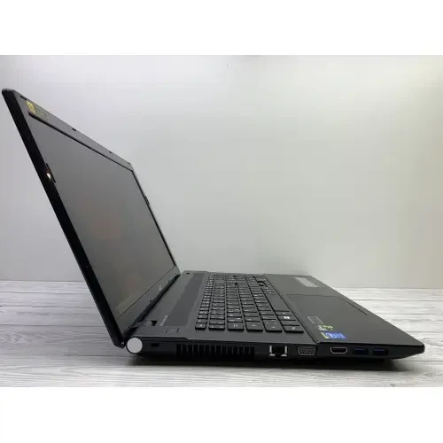 Ноутбук Acer Aspire V3-772G 17.3 Core i7-4702MQ 2.2 ГГц 8GB 240GB + Windows 10 Home + АКБ + ЗП Вживані Б/В | 26644 - зображення 3