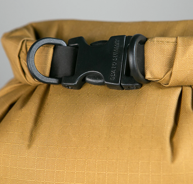 Гермочехол Sea to Summit Big River Dry Bag 8 л, Dull Gold (STS ASG012041-040308) - Фото 5 Гермочехол Sea to Summit Big River Dry Bag 8 л, Dull Gold (STS ASG012041-040308) - изображение 5