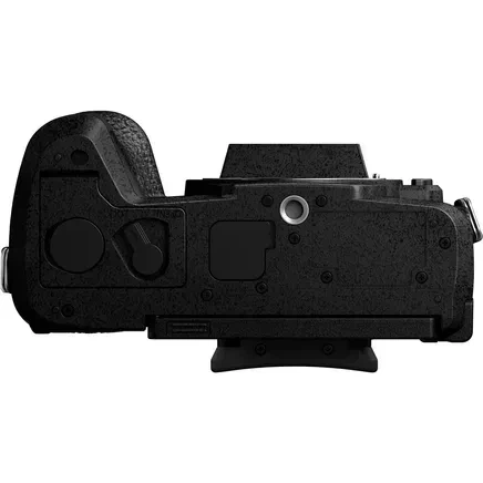 Фотоапарат Panasonic Lumix DC-G97 Body (DC-G97E) - Фото 4 Фотоапарат Panasonic Lumix DC-G97 Body (DC-G97E) - зображення 4