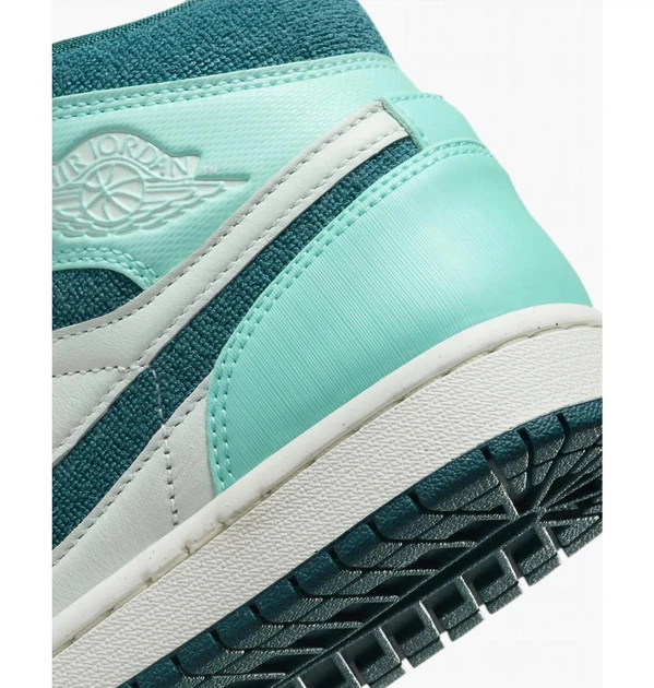 Кроссовки женские Jordan Air 1 Mid Se Shoes Turquoise/White 38 DZ3745-300 - изображение 9