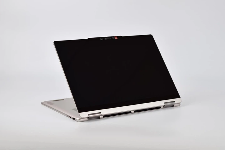 Ультрабук-трансформер Lenovo Yoga 7 2-in-1 14AKP10 Ryzen AI 7 350 / 32GB / 512GB / Radeon 860M / 14" 2.8K OLED Touch / Pen (Seashell) - Фото 4 Ультрабук-трансформер Lenovo Yoga 7 2-in-1 14AKP10 Ryzen AI 7 350 / 32GB / 512GB / Radeon 860M / 14" 2.8K OLED Touch / Pen (Seashell) - зображення 4