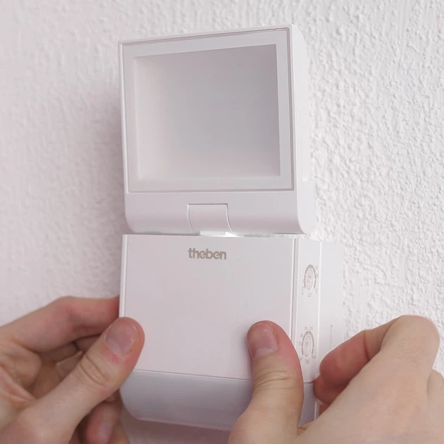 Прожектор LED Theben theLeda S8-100 WH з вбудованим датчиком руху (1020800) - зображення 5