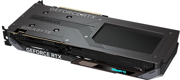 Відеокарта Gigabyte PCI-Ex GeForce RTX 5060 GAMING OC 8G 8GB GDDR7 (128bit) (2595/28000) (HDMI, 3 x DisplayPort) (GV-N5060GAMING OC-8GD) - Фото 7 Відеокарта Gigabyte PCI-Ex GeForce RTX 5060 GAMING OC 8G 8GB GDDR7 (128bit) (2595/28000) (HDMI, 3 x DisplayPort) (GV-N5060GAMING OC-8GD) - изображение 7