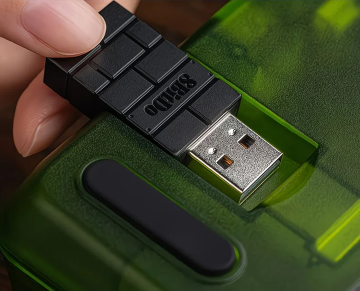 Механічна цифрова клавіатура 8BitDo Retro 18 з комбінованим підключенням, дисплеєм, калькулятором - Xbox Edition - зображення 4