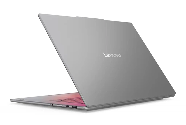 Ноутбук Lenovo Yoga Slim 7 Aura Edition (83HM002TPB), Intel Core Ultra 7 256V / 15.3" / 120 Гц / Touch / RAM 16 ГБ LPDDR5X / SSD 1 ТБ / Intel Arc Graphics 140V / Windows 11 Home / Сірий - Фото 7 Ноутбук Lenovo Yoga Slim 7 Aura Edition (83HM002TPB), Intel Core Ultra 7 256V / 15.3" / 120 Гц / Touch / RAM 16 ГБ LPDDR5X / SSD 1 ТБ / Intel Arc Graphics 140V / Windows 11 Home / Сірий - изображение 7