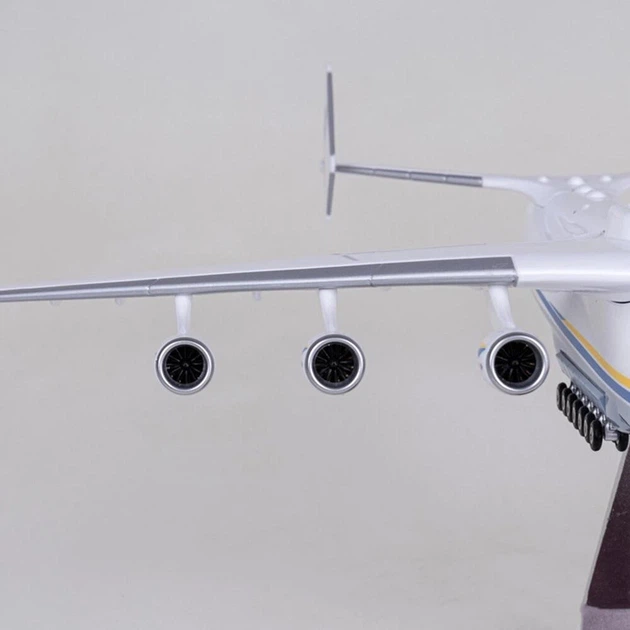 Коллекционная металлическая модель самолета Антонов Ан-225 "Мрия" 1:280, рампа відкривається Antonov Cargo Transporter 30 см - изображение 9