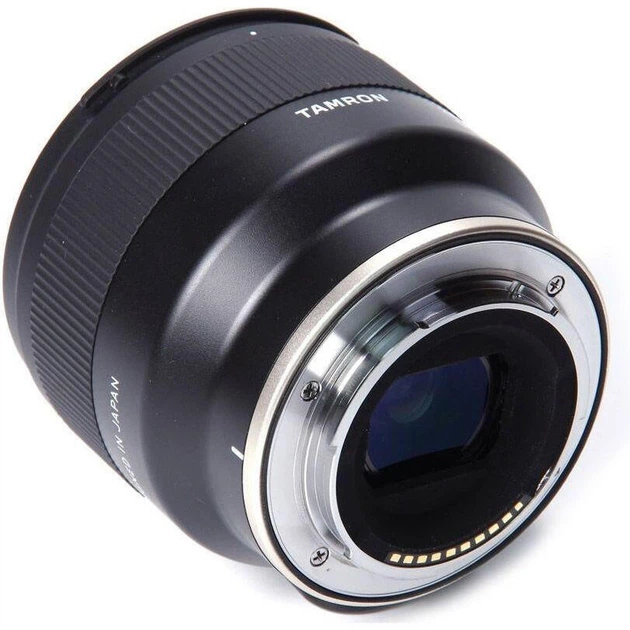 Широкоугольный объектив Tamron AF 24mm F/2.8 Di III OSD M1:2 - Фото 2 Широкоугольный объектив Tamron AF 24mm F/2.8 Di III OSD M1:2 - изображение 2