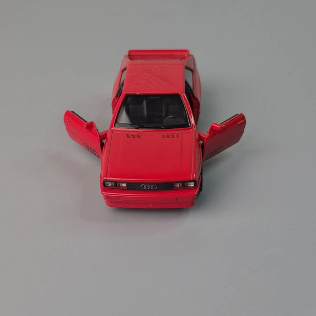 Металлическая высокодетализированная модель автомобиля Audi Quattro 1980, 1 : 36, коллекционная машинка, сувенирная машинка, красная - изображение 6