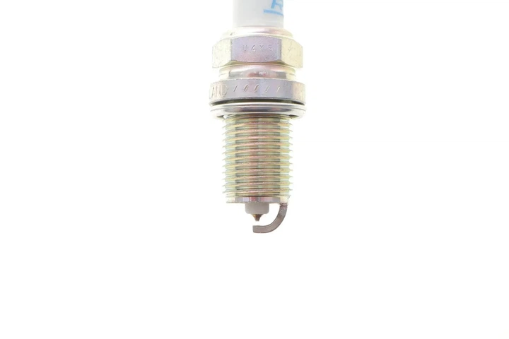 Свічки NGK 94976 Volkswagen Scirocco, Multivan, Passat, Transporter, Golf, Amarok; Seat Leon, Exeo, Toledo; Audi A5, TT, Q5, A4, A3; Skoda Superb 06H905601A, 101905631H - Фото 3 Свічки NGK 94976 Volkswagen Scirocco, Multivan, Passat, Transporter, Golf, Amarok; Seat Leon, Exeo, Toledo; Audi A5, TT, Q5, A4, A3; Skoda Superb 06H905601A, 101905631H - зображення 3