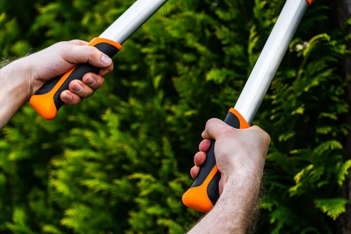 Контактный сучкорез Neo Tools, диаметр реза 42 мм, телескопический (670-970 мм), вес 1375 г - изображение 3