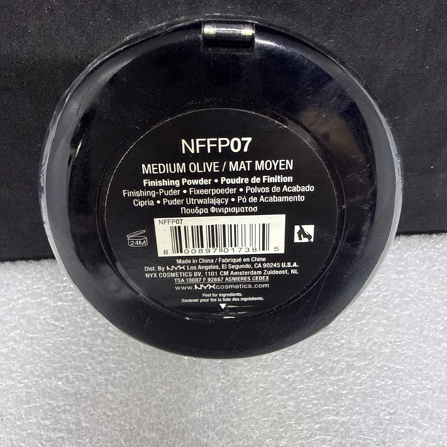 Фінішна пудра для обличчя NYX Cosmetics NoFilter Finishing Powder відтінок 07 Medium Olive NFFP07 - зображення 3