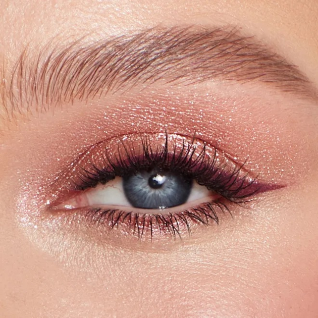 Тени для век с глитером Charlotte Tilbury Hypnotising Pop Shot Pillow Talk Diamonds - Diamond Dimension 1.2 г - Фото 5 Тени для век с глитером Charlotte Tilbury Hypnotising Pop Shot Pillow Talk Diamonds - Diamond Dimension 1.2 г - изображение 5