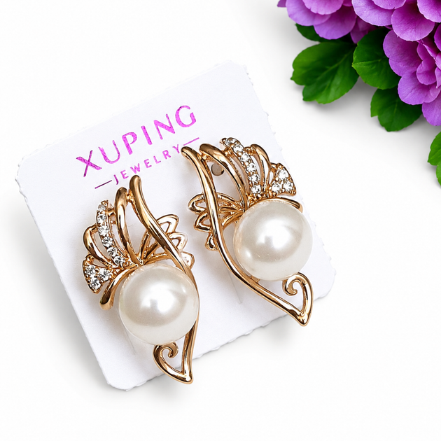 Сережки Xuping Jewelry довжина 2.1см перли 8мм медичне золото позолота 18К с1696 - Фото 1 Сережки Xuping Jewelry довжина 2.1см перли 8мм медичне золото позолота 18К с1696 - зображення 1