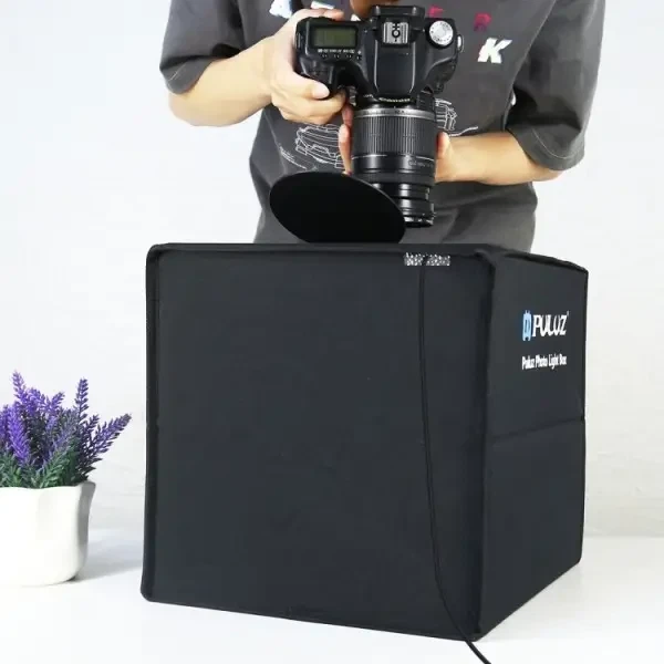 Світловий фотобокс Puluz PU5032B 30 см з кільцевою лампою та 112 LED для предметної зйомки (CFA68DE43FAD) - Фото 4 Світловий фотобокс Puluz PU5032B 30 см з кільцевою лампою та 112 LED для предметної зйомки (CFA68DE43FAD) - зображення 4