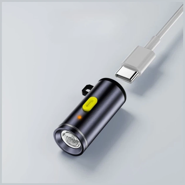 Zestaw akcesoriów 4smarts Explorer 4 w 1 kabel-brelok USB-C, adapter USB-C do USB-C, zapalniczka USB-C, latarka USB-C Black (4252011911585) - obraz 8