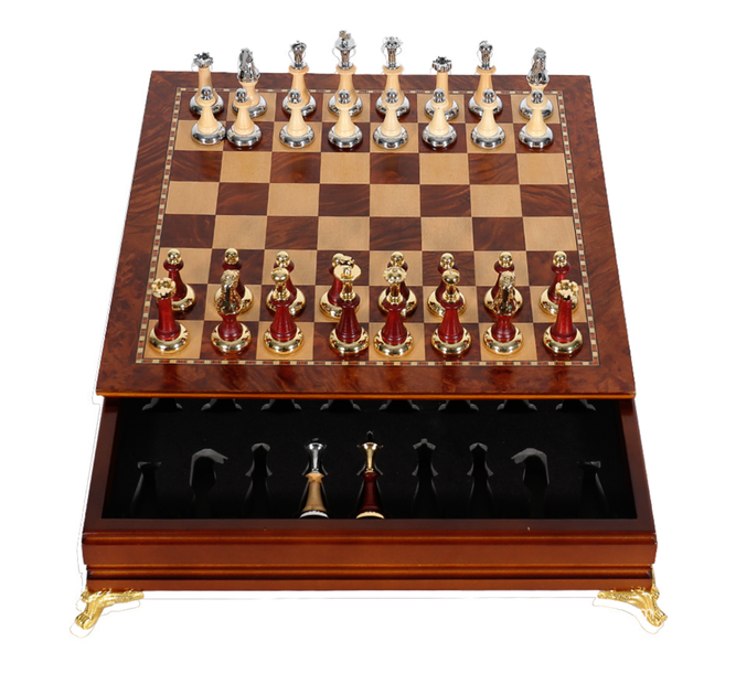 Люксовий подарунковий набір шахів Grand Classic Chess Set 40×40 см у відтінку червоного дерева - зображення 3