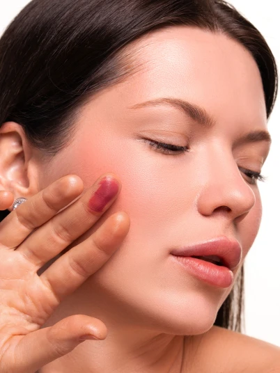 Кремовые румяные ZOLA Cream Blush Soft Berry - Фото 6 Кремовые румяные ZOLA Cream Blush Soft Berry - изображение 6