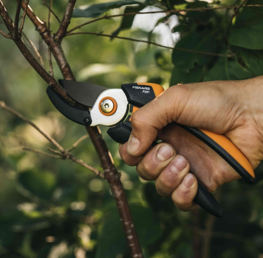 Контактний секатор Fiskars Solid ™ P361 (1057165) - изображение 4