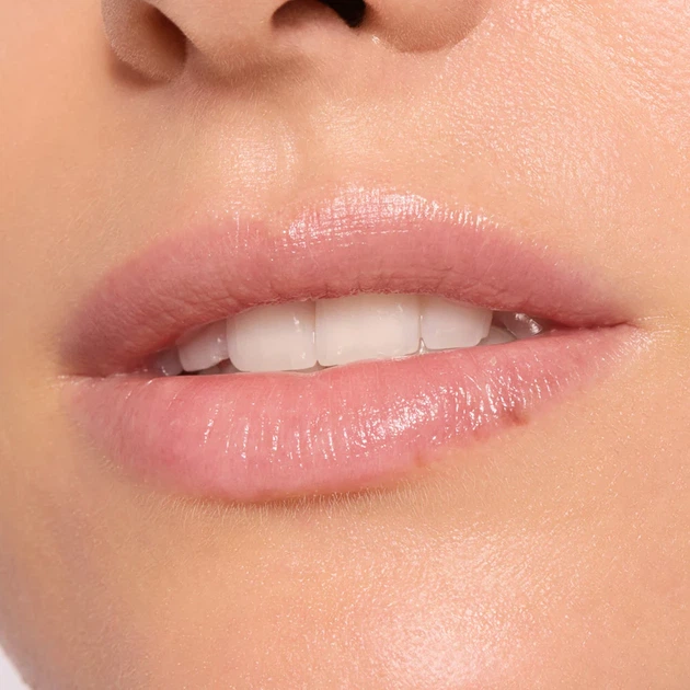 Catrice Care In Colours Lip Balm Відтінковий бальзам для губ No 30 "Bubbly Friday" - зображення 2