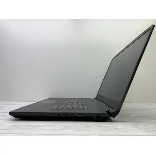 Ноутбук MSI Crosshair 17 MS-17L2 17.3 Core i7-11800H 2.3 ГГц 16GB 1240GB + Windows 11 Pro + АКБ + ЗП Б/У | 26803 - изображение 4