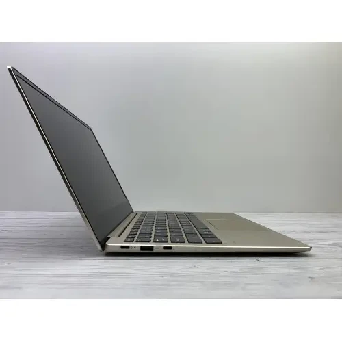 Ноутбук Lenovo Ideapad 720S-13IKB 13.3 Core i7-7500U 2.7 ГГц 8GB 120GB + Windows 10 Home + АКБ + ЗП Вживані Б/В | 26870 - зображення 3