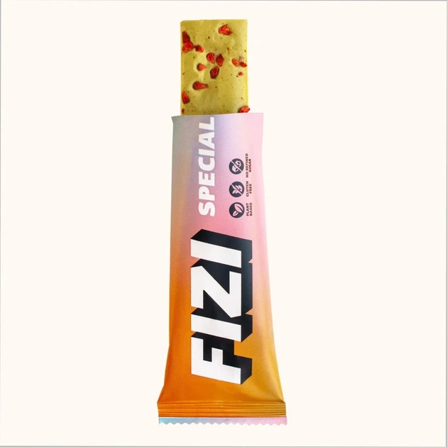 Протеїнові батончики FIZI Protein Bar Special Box, малина матча, 10 шт по 45 г - Фото 2 Протеїнові батончики FIZI Protein Bar Special Box, малина матча, 10 шт по 45 г - зображення 2