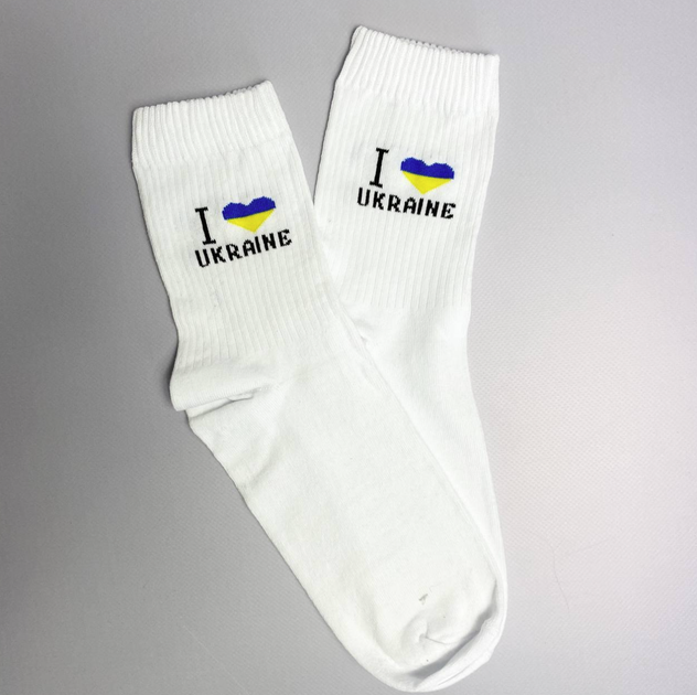 Мужской набор высоких патриотических хлопчатобумажных носков с украинской символикой 5 пары 40-45, белые в подарочной коробке (002) - Фото 5 Мужской набор высоких патриотических хлопчатобумажных носков с украинской символикой 5 пары 40-45, белые в подарочной коробке (002) - изображение 5