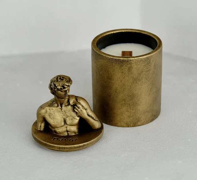 Аромасвічка DAVID AGARWOOD BRONZE 100% WOOD WAX 165g 35h Гранд Презент NAC 1110 - Фото 1 Аромасвічка DAVID AGARWOOD BRONZE 100% WOOD WAX 165g 35h Гранд Презент NAC 1110 - зображення 1