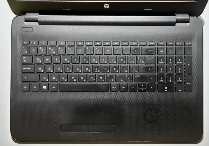 Ноутбук HP 15-ac652ur / 15.6" (1366x768) TN / Intel Pentium N3700 (4 ядра по 1.6 - 2.4 GHz) / 8 GB DDR3 / 120 GB SSD / Intel HD Graphics / WebCam б/в - зображення 5