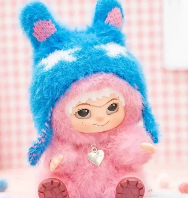 Мягкая коллекционная игрушка брелок в подарочной коробке Вакуку 1-й сезон 16 см розовый - Фото 2 Мягкая коллекционная игрушка брелок в подарочной коробке Вакуку 1-й сезон 16 см розовый - изображение 2
