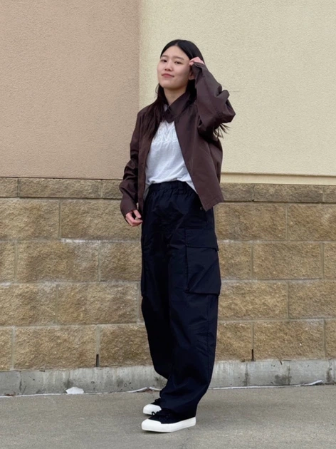Футболка хлопковая женская Uniqlo 740213615 XS Белая (1159878593) - изображение 14