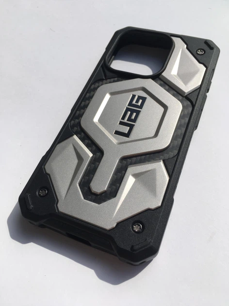 Чехол противоударный UAG Monarch Pro MagSafe (Original) для iPhone 16 Pro Max (6.9") Titanium 114457113636 - Фото 5 Чехол противоударный UAG Monarch Pro MagSafe (Original) для iPhone 16 Pro Max (6.9") Titanium 114457113636 - изображение 5